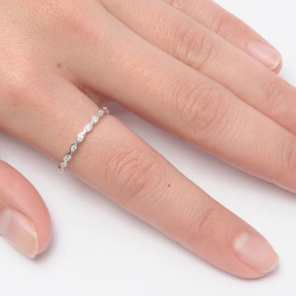 Sterling Silver CZ Eternity Band โ Size 8 - Picture 2 of 2